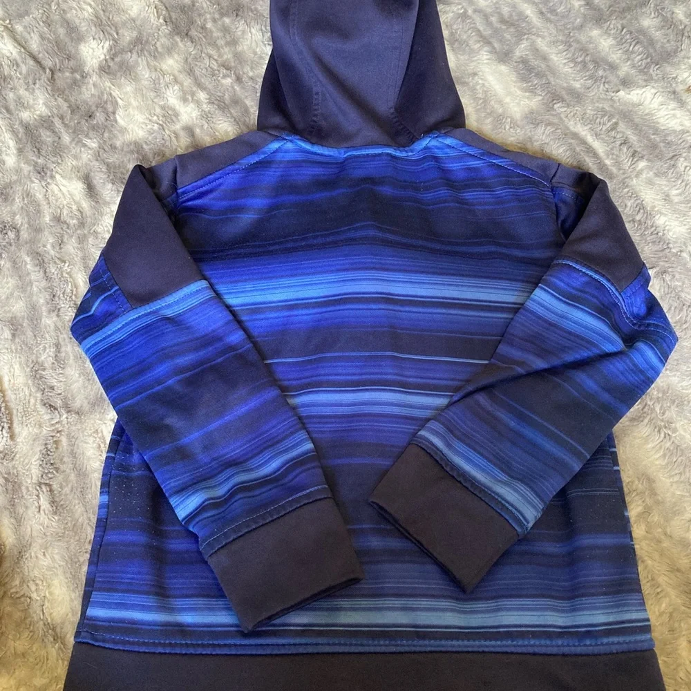 Russell, XS 4-5, childrens hooded zip up top, blue and comfy